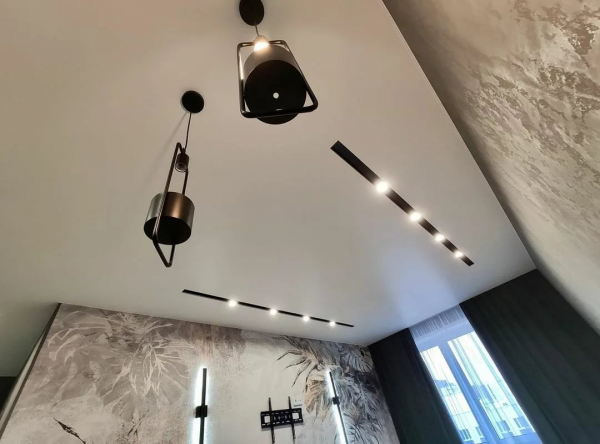 Третий потолок в подарок